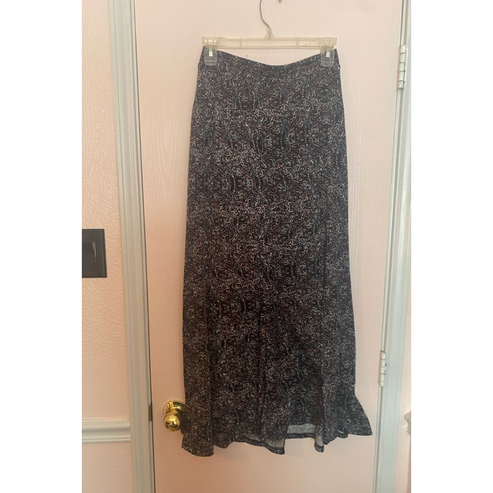 Flowery print long skirt